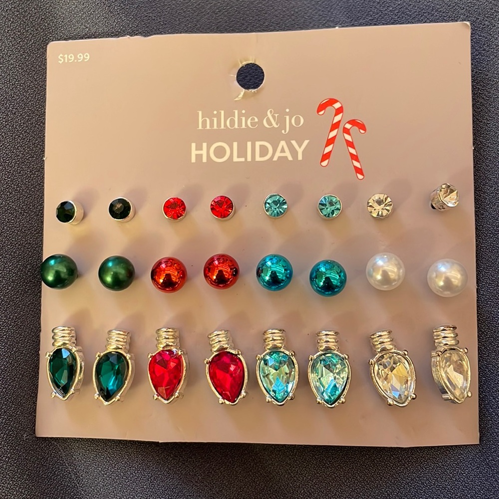 hildie & jo NEW WITH TAGS Holiday Collection Christmas Stud Earring Set